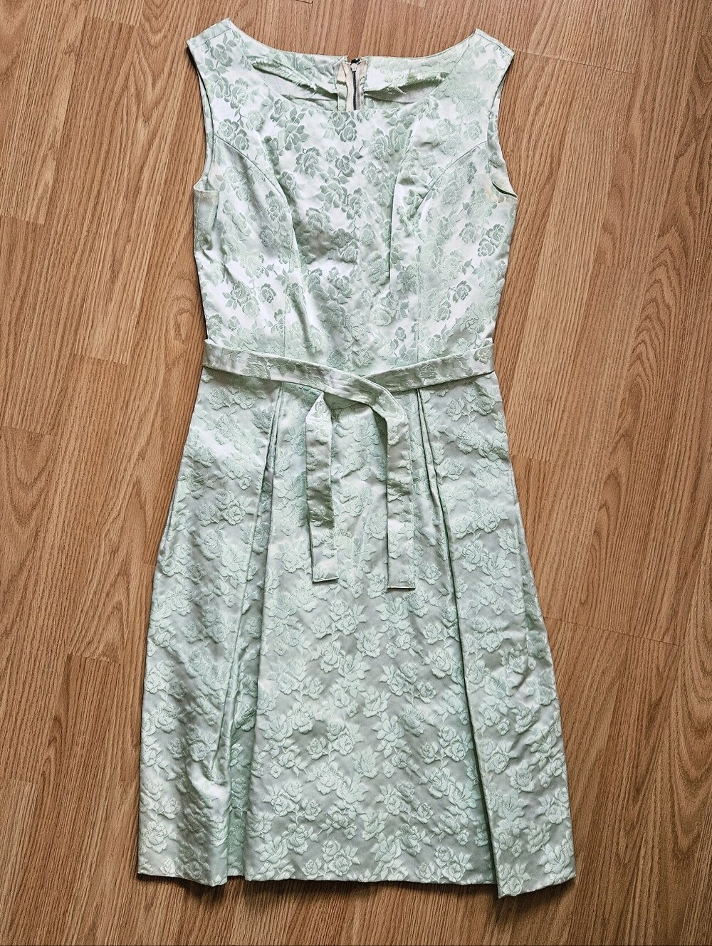 Vintage 1960s Mint Green Floral Brocade Dress Sleeveless Mod Shift With Belt.